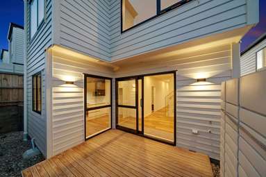 21C&D Barron Drive_4