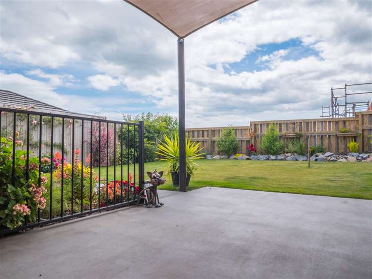 49 Fairose Drive Richmond_20