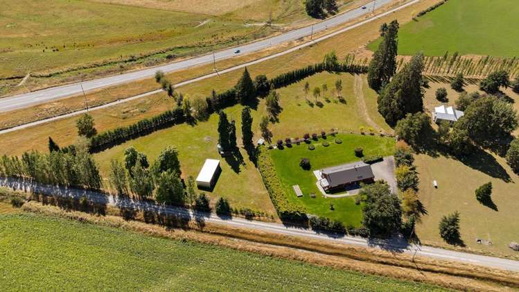 25 Naylor Road Nokomai_35