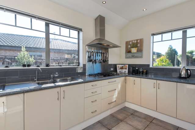 6 Avonbrook Lane Pukekohe_4