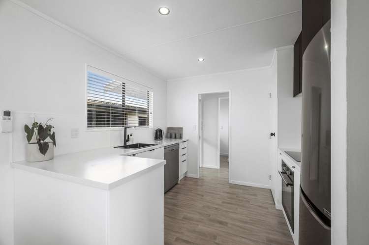 2 Tania Crescent Western Heights_8