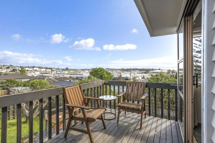 1/3 Anne Road Hillcrest_11