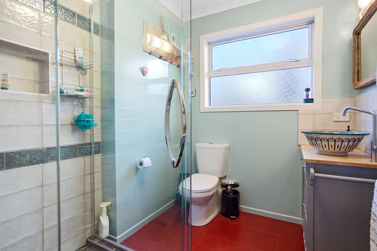 22 Seaview Avenue Te Puru_7