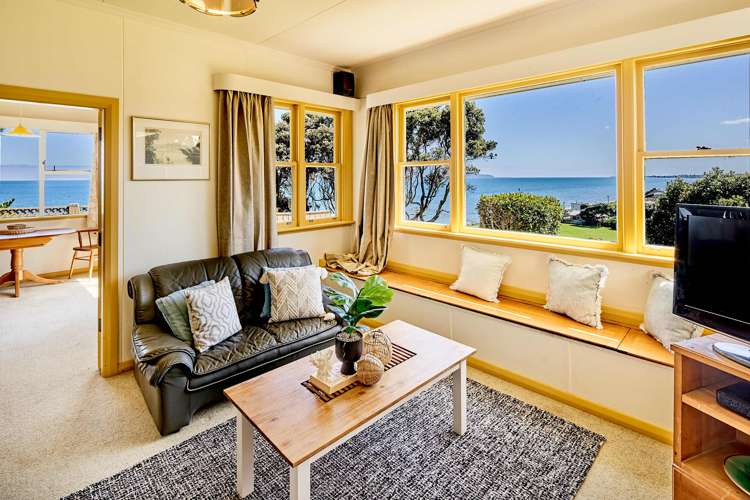 12 Pingau Street Paekakariki_16