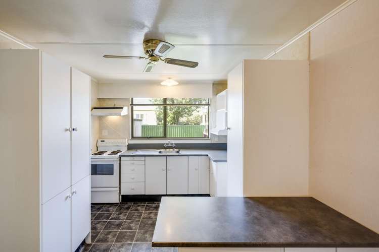 3/403 Avenue Road West_4