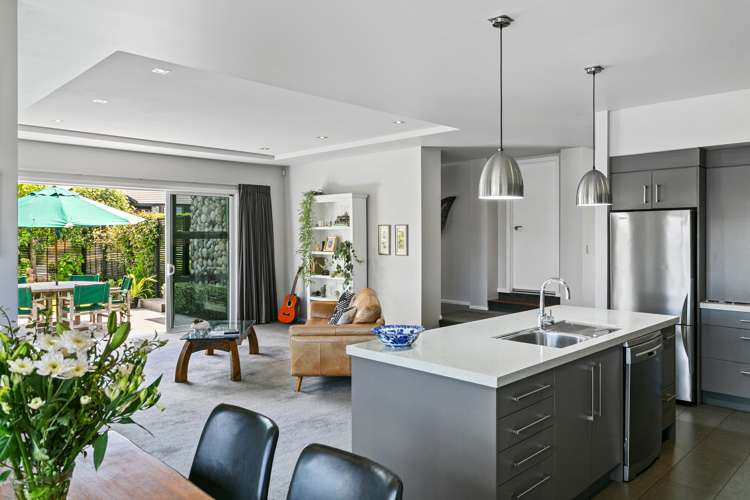 2 The Pheasant Tail Nukuhau_12