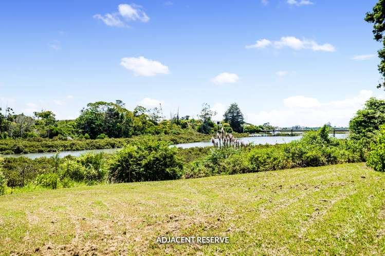 6 Aronui Terrace Kelston_15