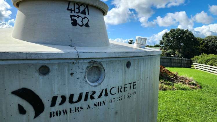 8 Allan Road Awhitu_10