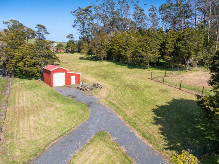 608 West Coast Road Makarau_41