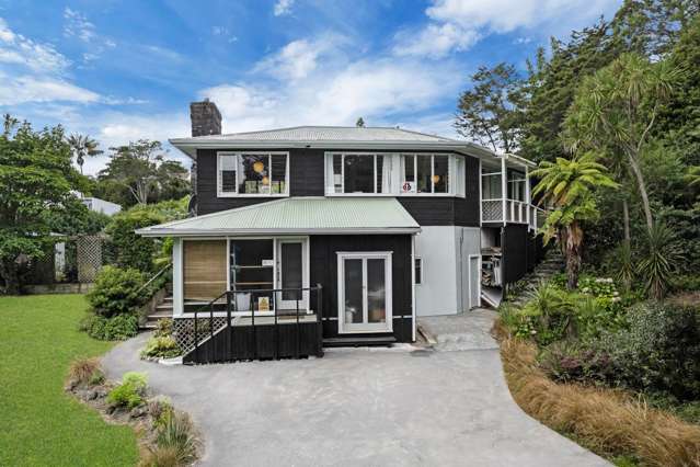 The Ultimate Titirangi Sanctuary