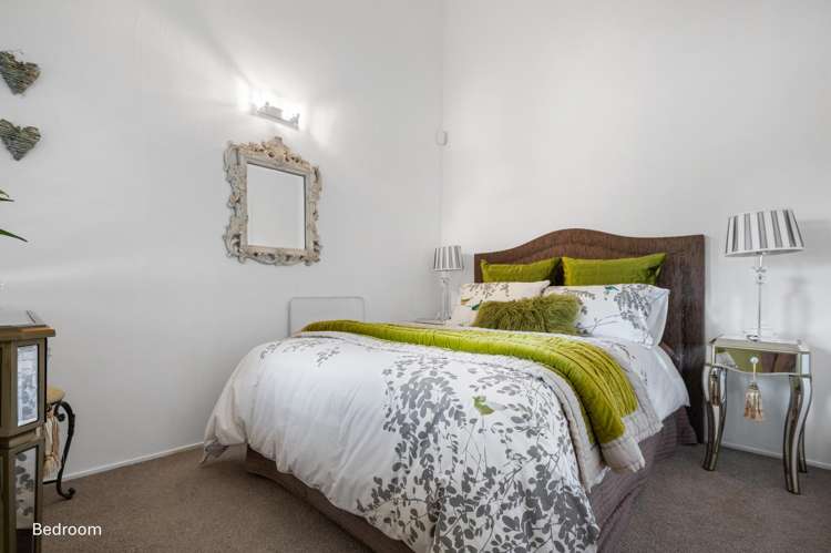 19 Atarua Gardens Waiatarua_12