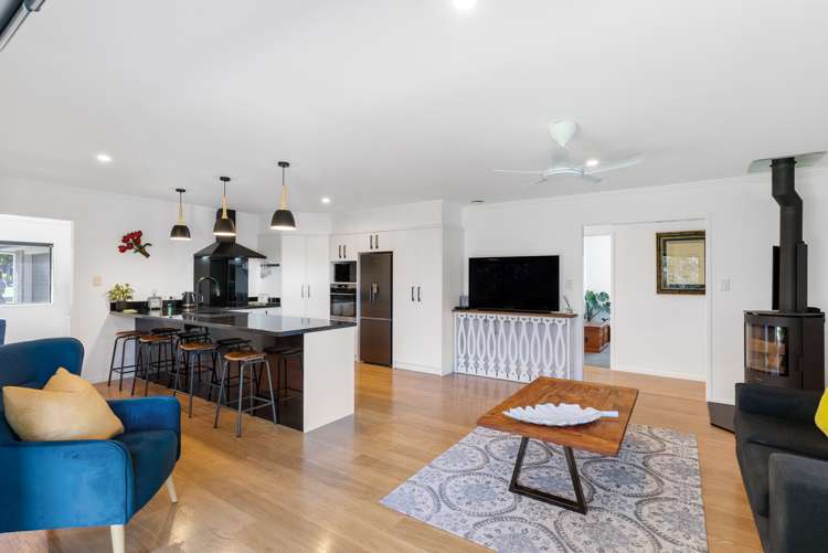 28 Columbia Crescent Beachlands_30