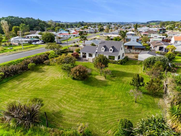 59 Blake Street Waitara_36