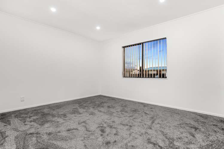 1/8 Templeton Place Clendon Park_7