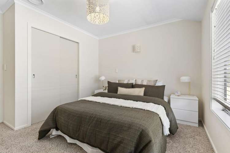 4 Camellia Lane Carterton_18