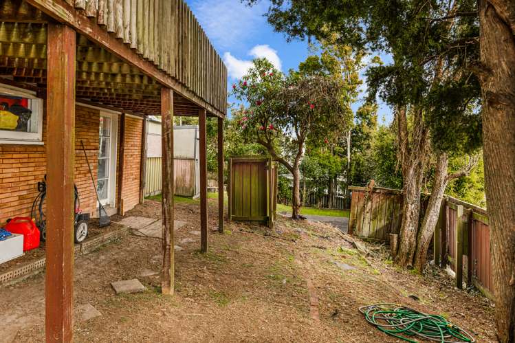 18 Lilburn Crescent Massey_18