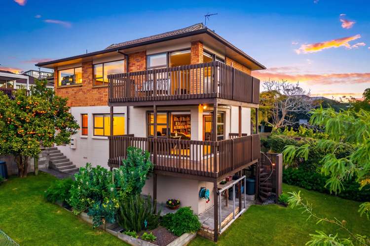 2/9 Newhaven Terrace Mairangi Bay_4