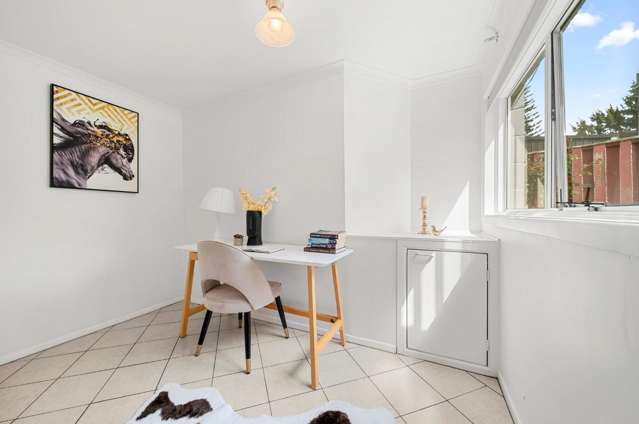 4B Blyton Lane Pakuranga Heights_2