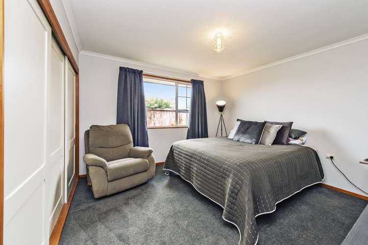 3 Oldham Place Darfield_23