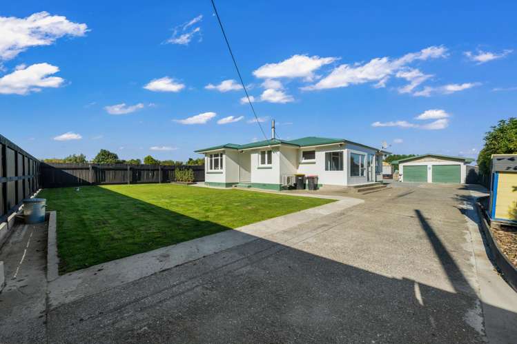 227 & 229 Bain Street Clifton_30