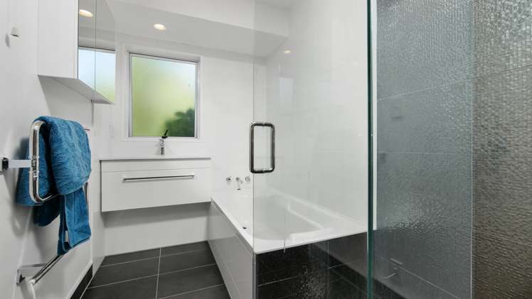 6 Bridge Street Southbridge_10