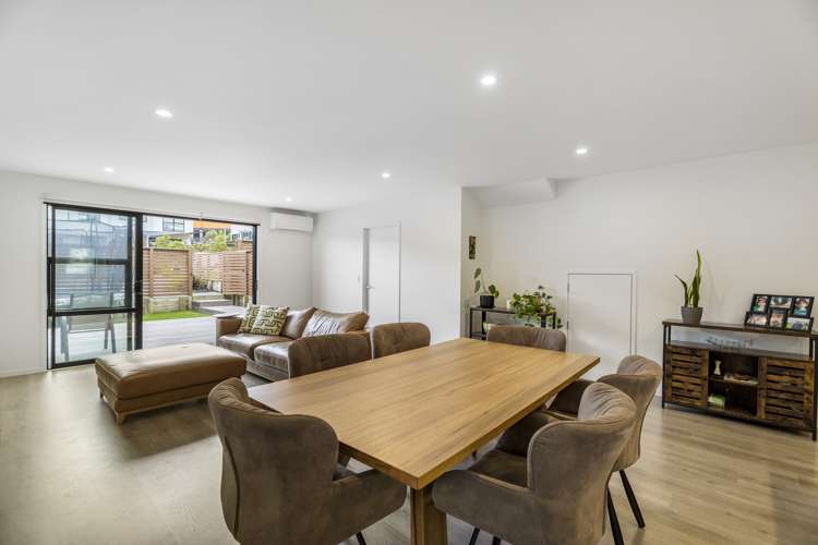 10 Orca Drive Stanmore Bay_5