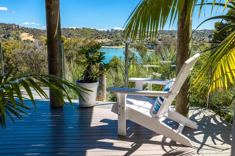 72 The Esplanade Oneroa_24