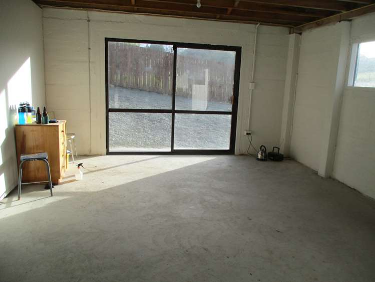 39 Baker Street Caversham_15