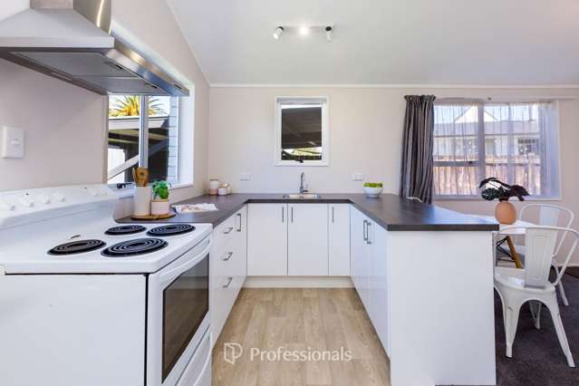 22B Akron Grove Totara Park_2