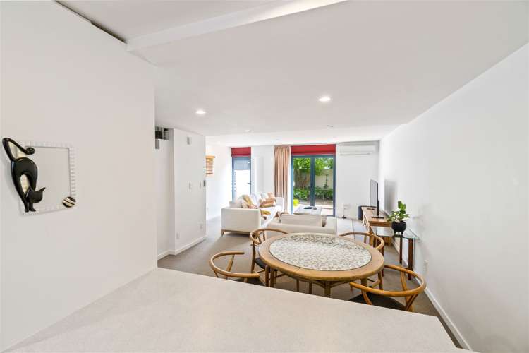 4/18 Rastrick Street Merivale_5