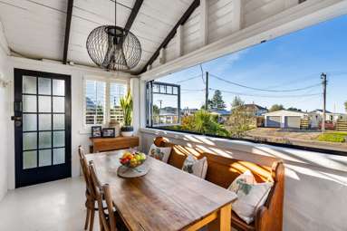10 Grange Road South_4