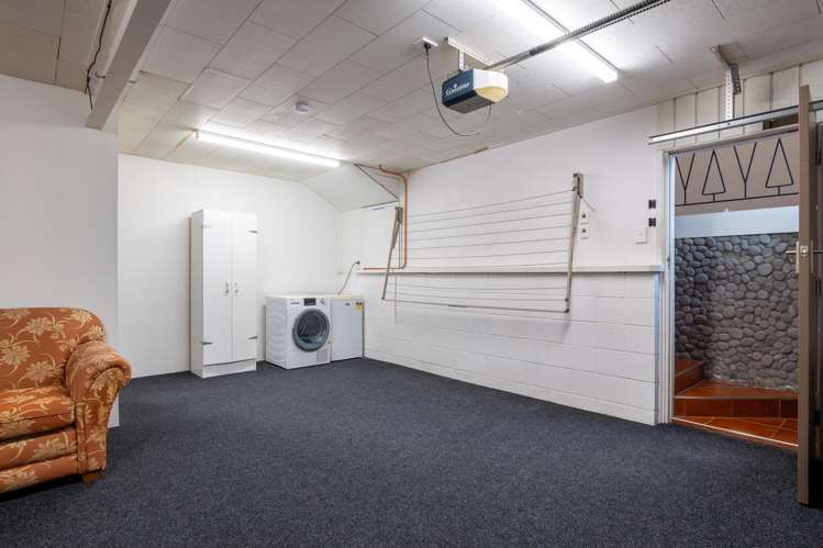 6 Resthill Crescent Glenview_15