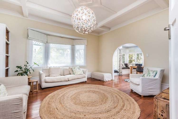 2 Arawa Avenue Devonport_6