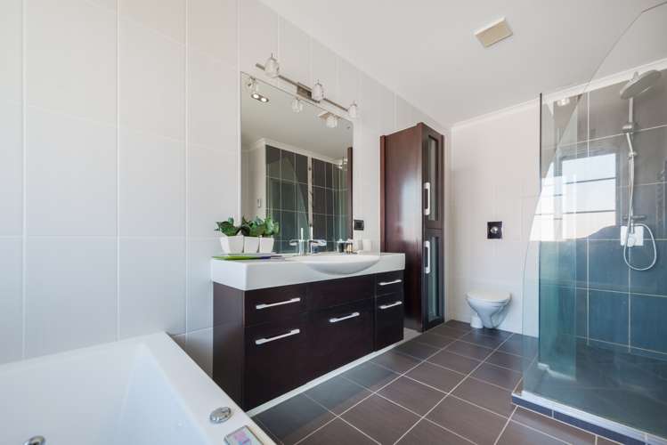 9 Clansman Terrace Gulf Harbour_28