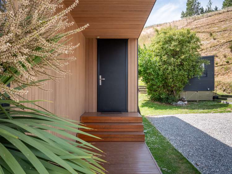 66 Risinghurst Terrace Lower Shotover_5