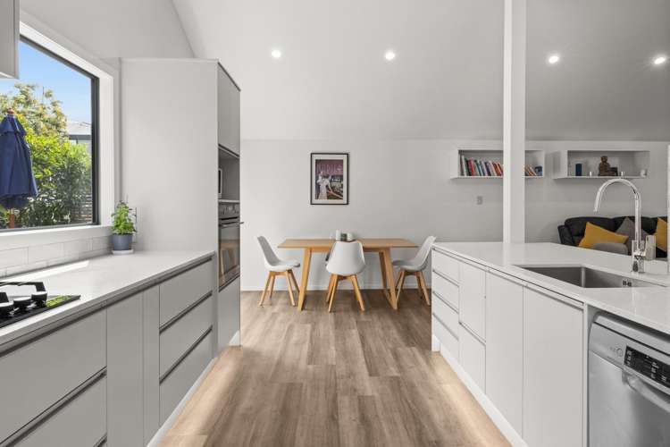 5/5 Danvers Street Havelock North_4