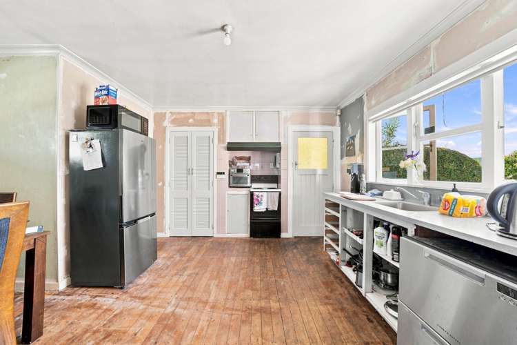13 Henwood Road_4