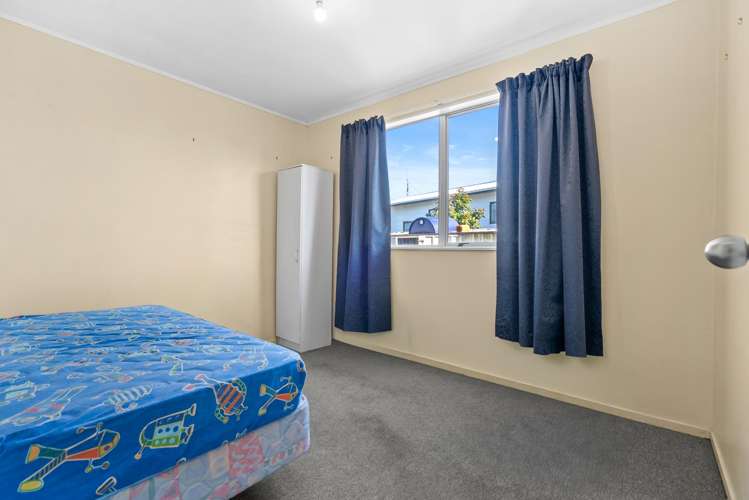2/33 Secretariat Place Randwick Park_7