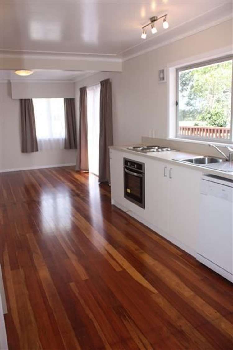 37 Vodanovich Road Te Atatu South_10