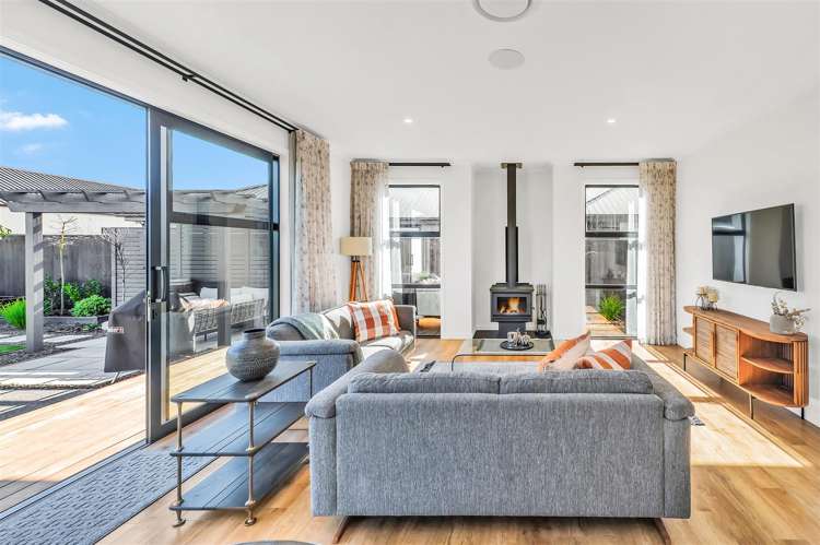 27 Candlesticks Crescent Lincoln_6