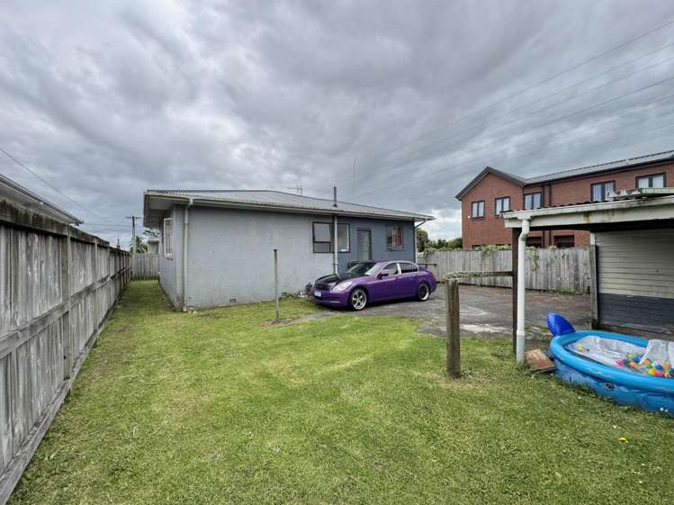 7 Marlene Avenue Te Atatu South_20