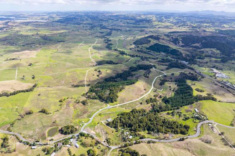 Whakapirau Road_0