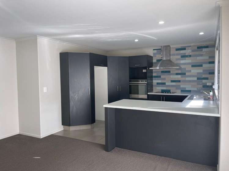 48 Edgeview Crescent Fitzroy_1