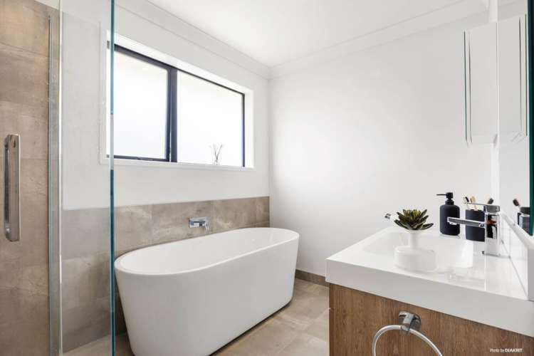33A Forest Glen Orewa_16