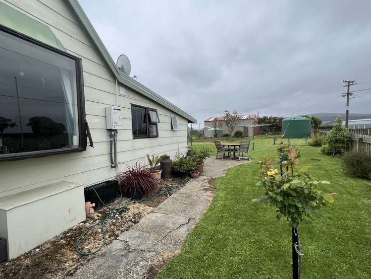 6 Manuka Street Colac Bay Southland Houses for Sale One Roof