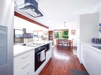6 Puketiro Place_1