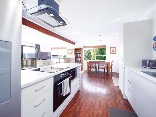 6 Puketiro Place Paihia_1