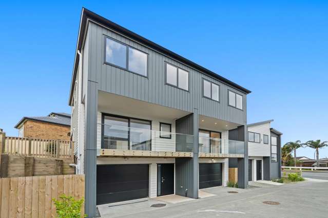 Modern duplex with sea and city views