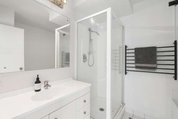 Apt M6/45 Stanley Point Road, Devon Park Devonport_10