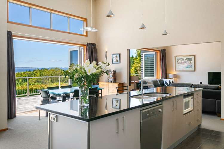 10 Cameron Drive Acacia Bay_9